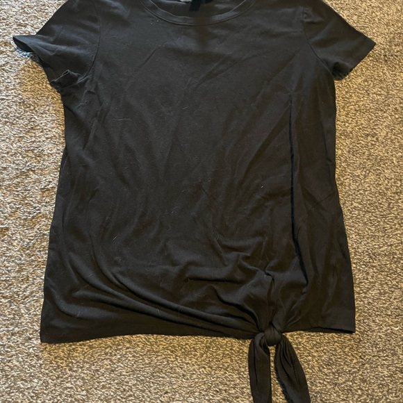 Simply Vera Vera Wang Tops - Simply Vera Vera Wang Black Short Sleeve Tee with Knot